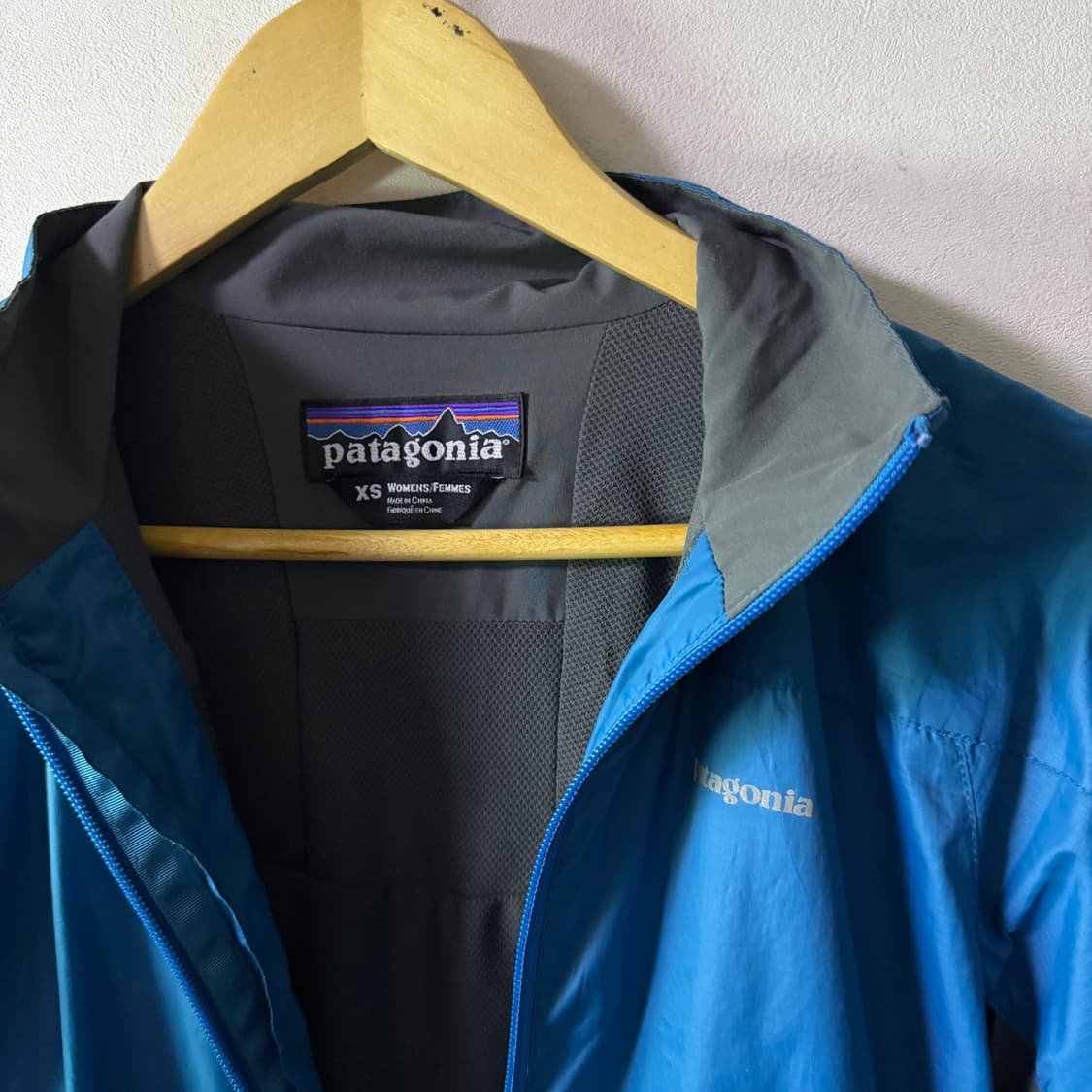 파타고니아 여성 로고 바람막이 점퍼 XS (55-슬림 66) 상품이미지7