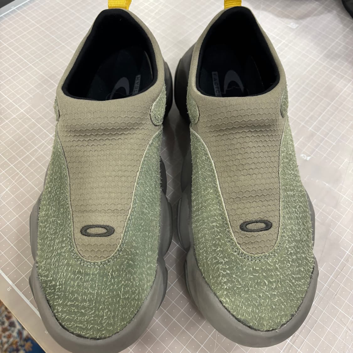 오클리 275 팩토리팀 브레인데드 플래시 세이지 샌드 상품이미지2