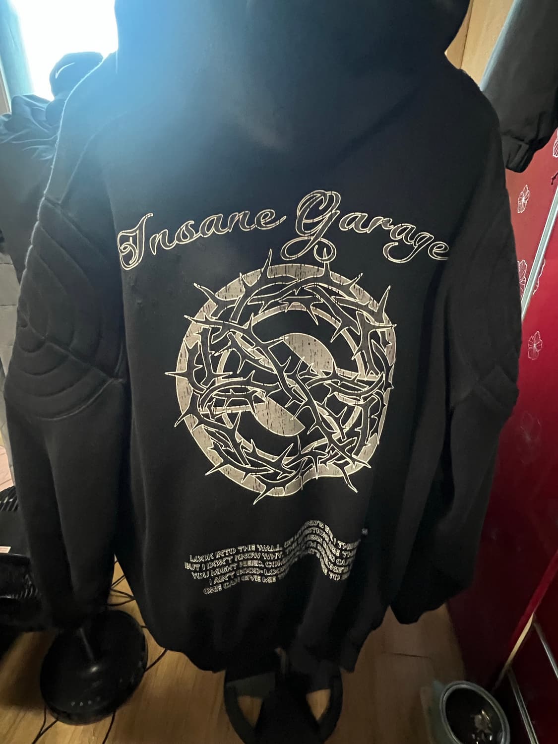 인세인개러지 팬서 스크래치 후드 상품이미지1