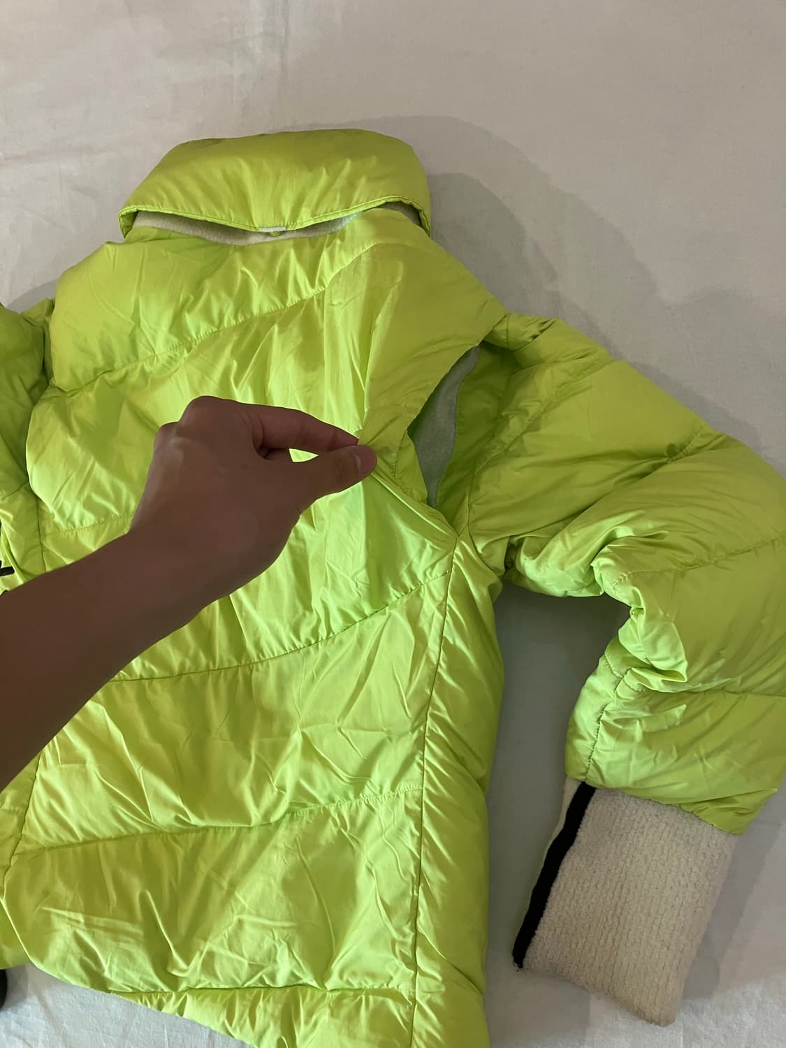 (정품) 타이틀리스트 빅로고 여성 구스다운 형광 패딩 상품이미지4