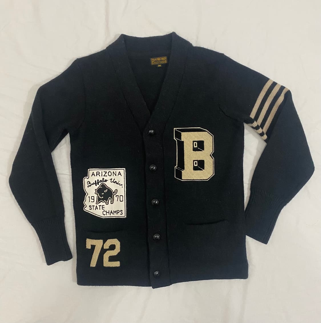 Pherrows 페로우즈 가디건 레터맨 버팔로 패치 울100 상품이미지1