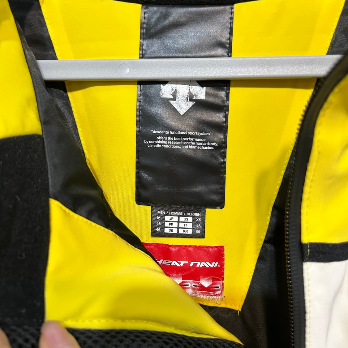 데상트 남성 아우디 캐나다 바버 다운 점퍼 95 상품이미지2