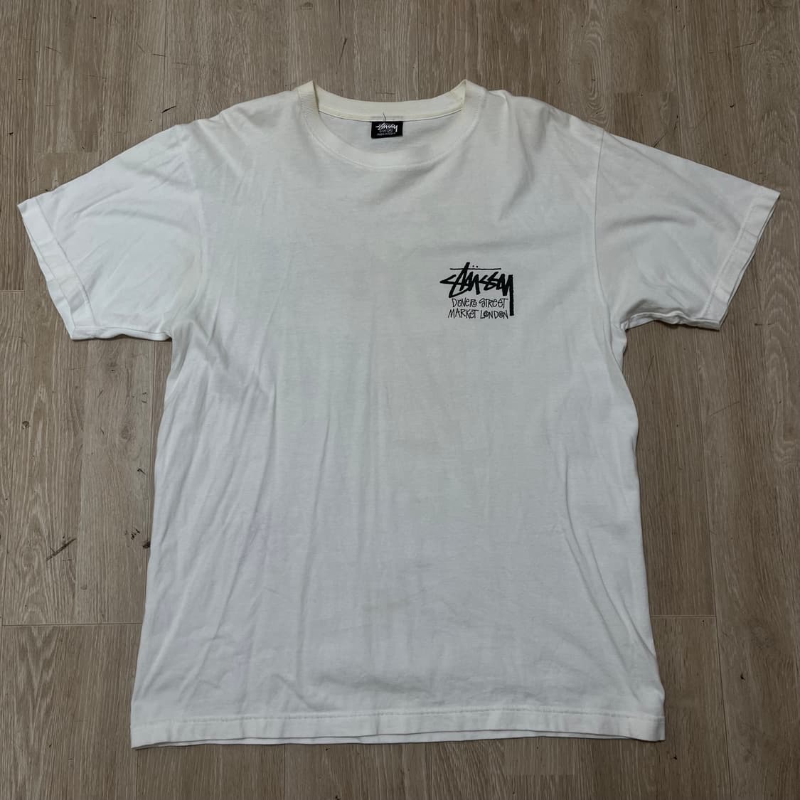 스투시 X 도버 스트리트 마켓 빅로고 반팔티 M/95 상품이미지3