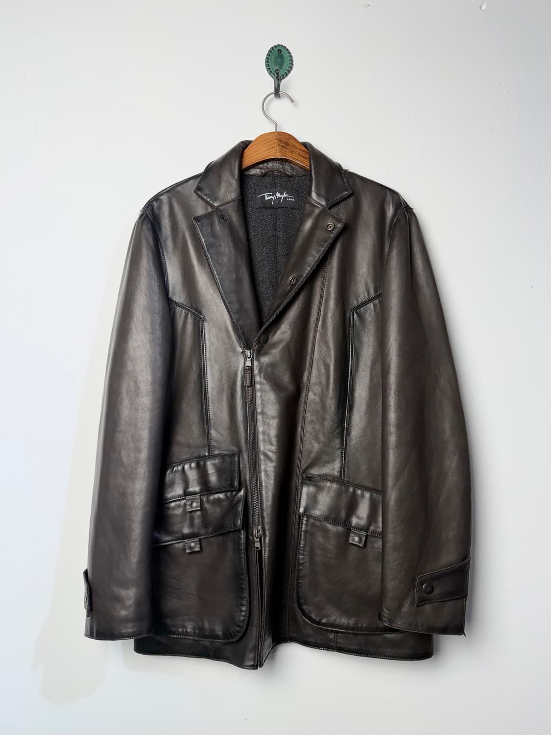 티에리 뮈글러 투웨이 레더 블레이저 (MADE IN ITALY) 상품이미지1