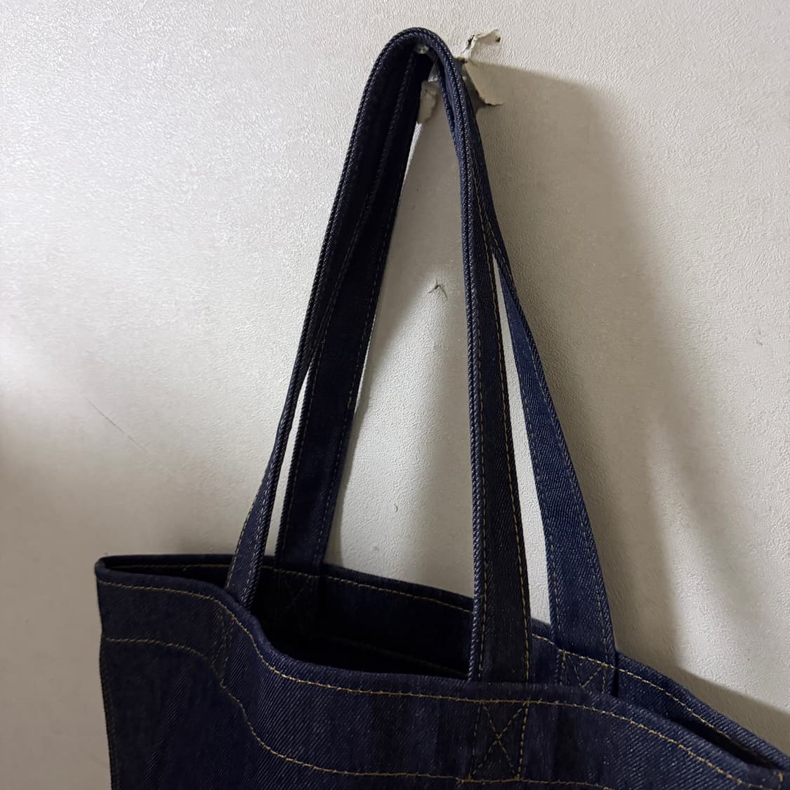 A.P.C 아페쎄 가죽배색 데님 토트백 상품이미지5