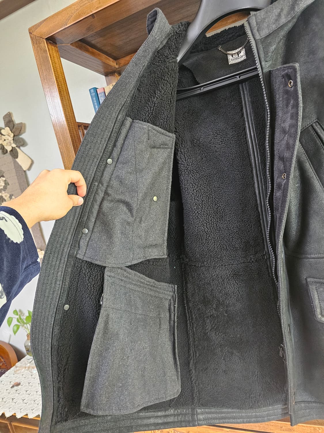 씨피 CP컴퍼니 무스탕 가죽 고글 자켓 팔아요 상품이미지8