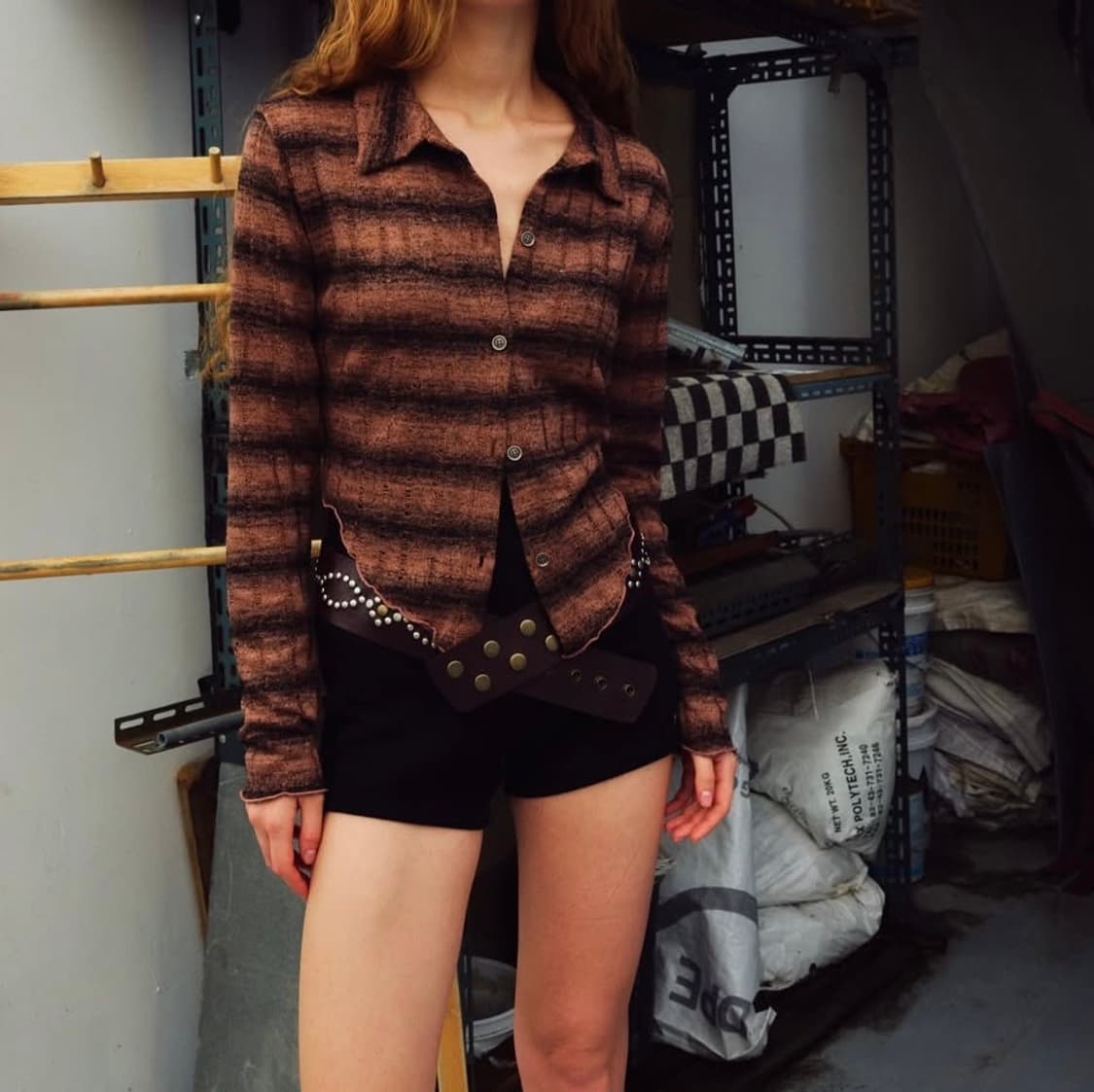 폴리수엠 그런지 스트라이프 셔츠 상품이미지1