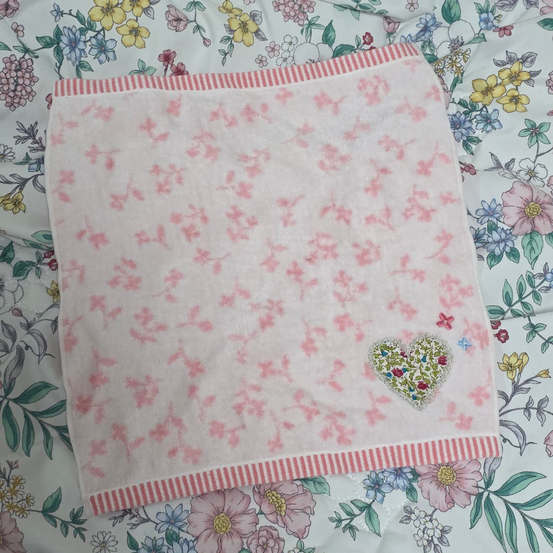 일본빈티지) 핑크 히메갸루st 에겐녀 하트 핸드타올 손수건 상품이미지1