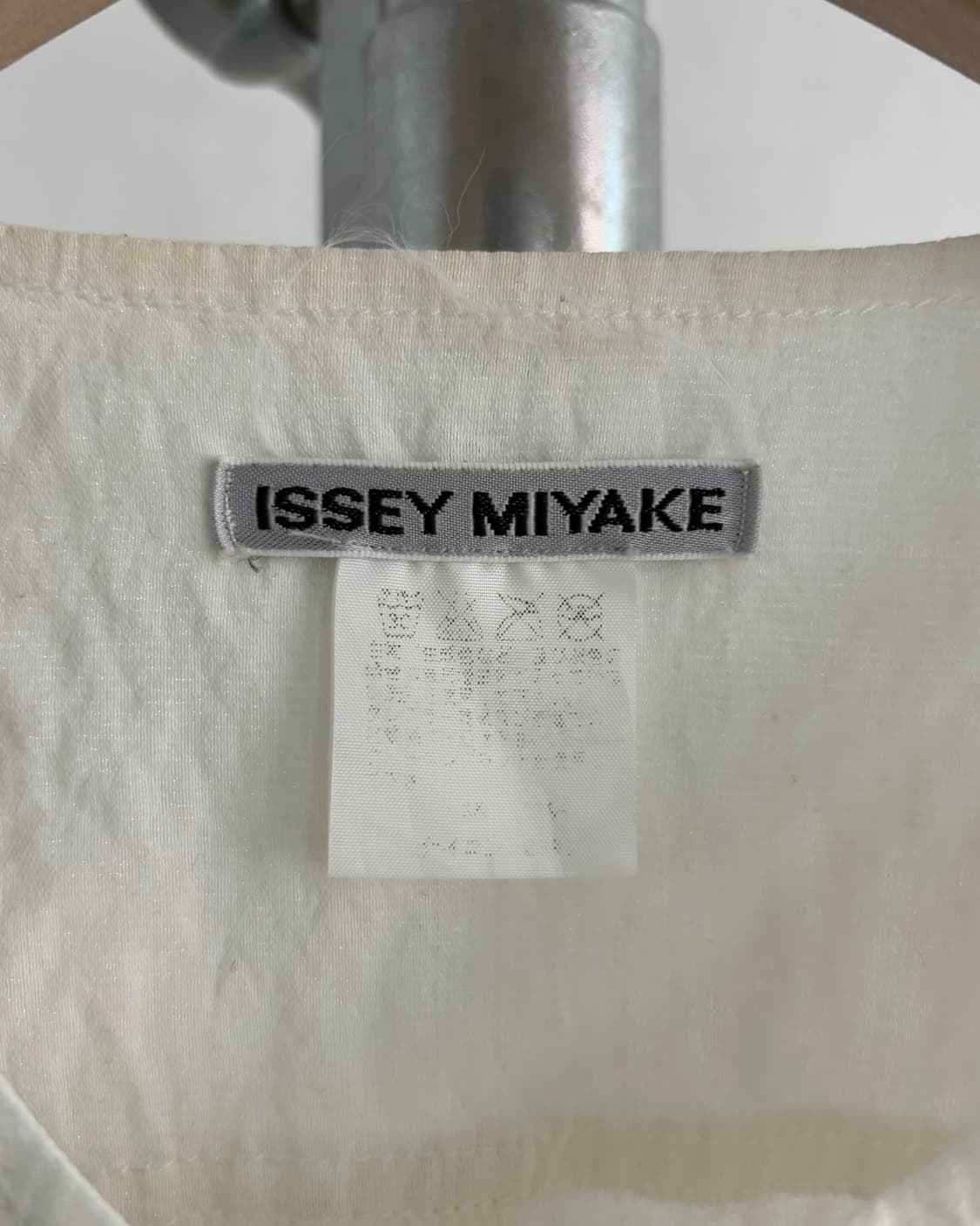 Issey Miyake 이세이미야케 90‘s 화이트 논카라 린넨 자켓 상품이미지3