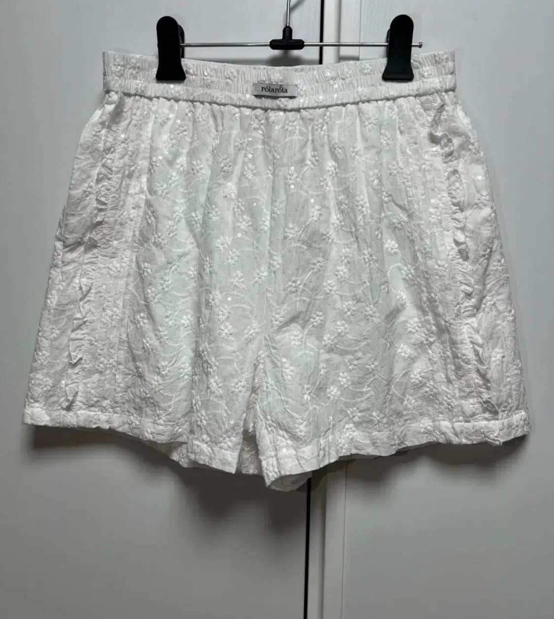 장원영 로라로라 레이스 프릴 쇼츠 바지 상품이미지2