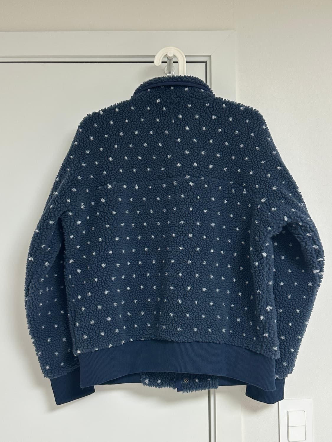 파타고니아 도트 땡땡이 플리스 자켓 네이비 상품이미지3