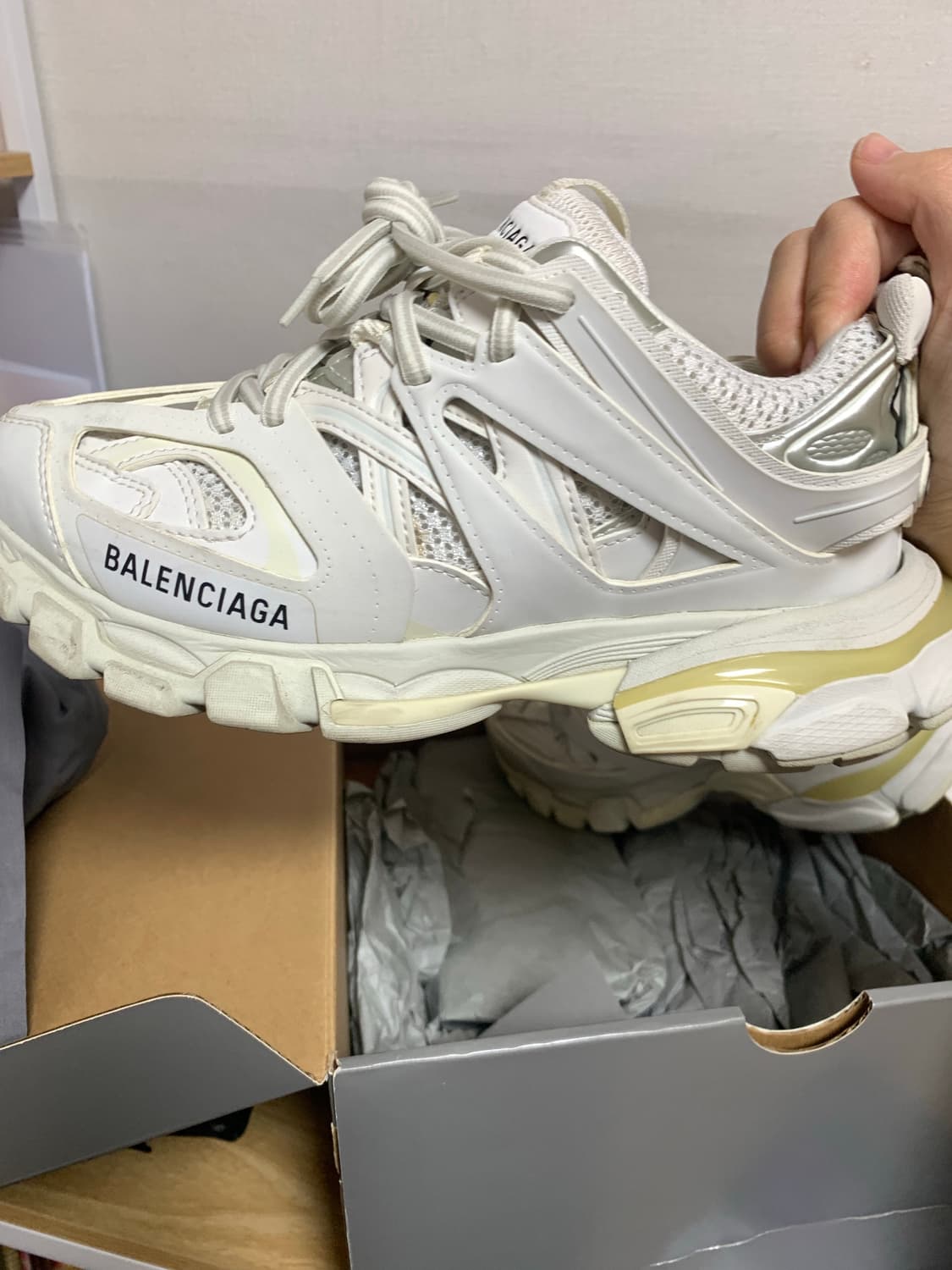 발렌시아가 트랙 스니커즈 화이트 38 상품이미지3