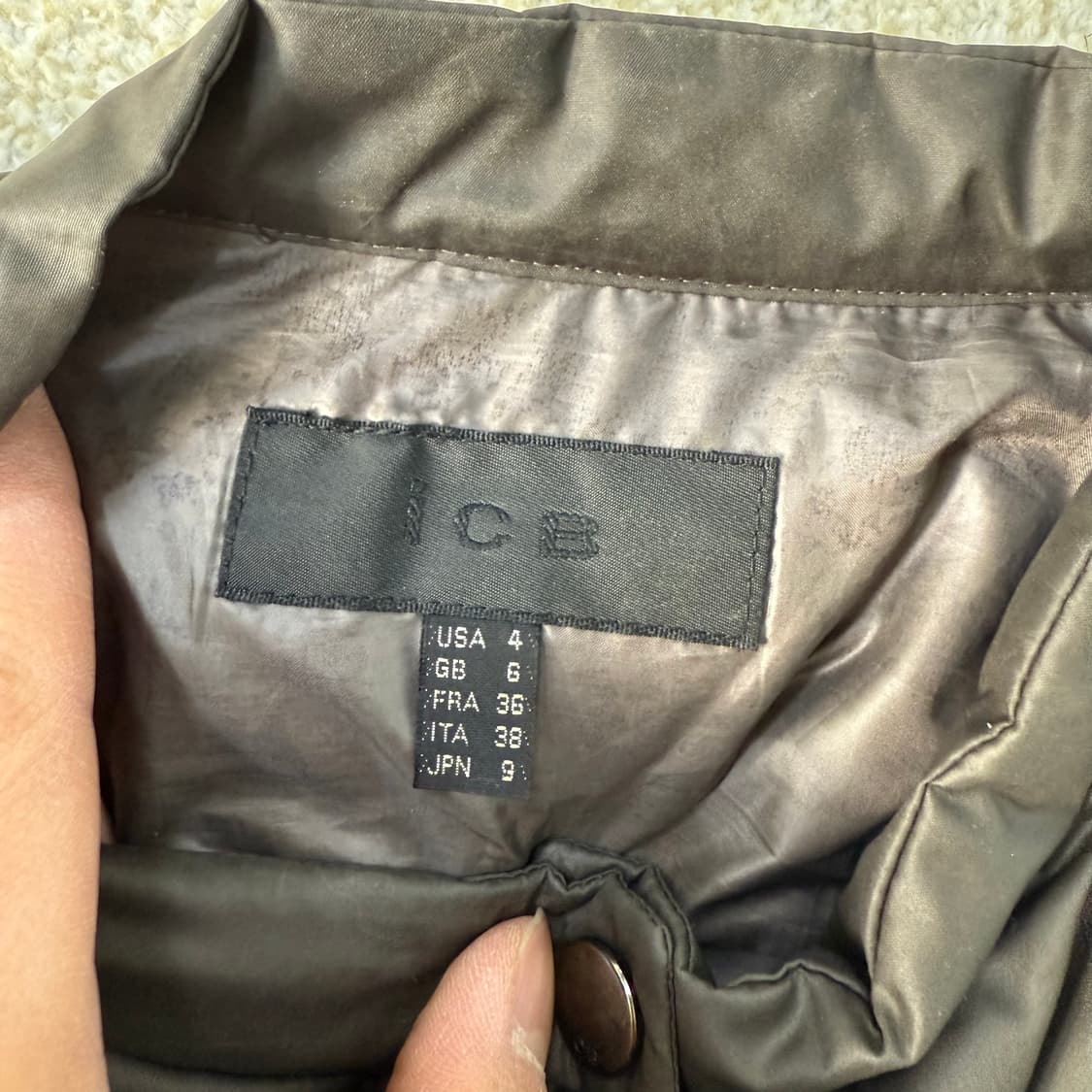 [85] ICB 여성 덕다운 패딩조끼 0102T1 상품이미지3