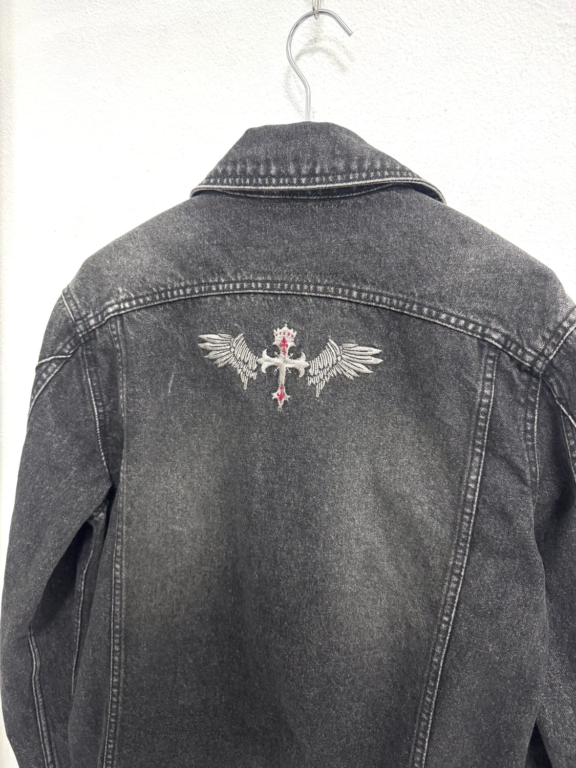 Patch & Embroidered Black Denim Jack 상품이미지4