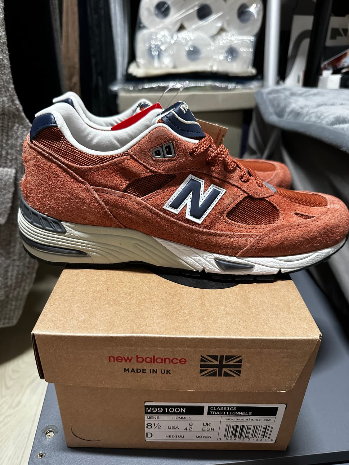 뉴발란스 991 오렌지 265사이즈 판매합니다 상품이미지3