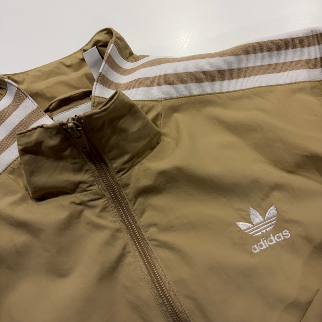 [L] 아디다스 락업 삼선 바람막이 베이지 C339 상품이미지5