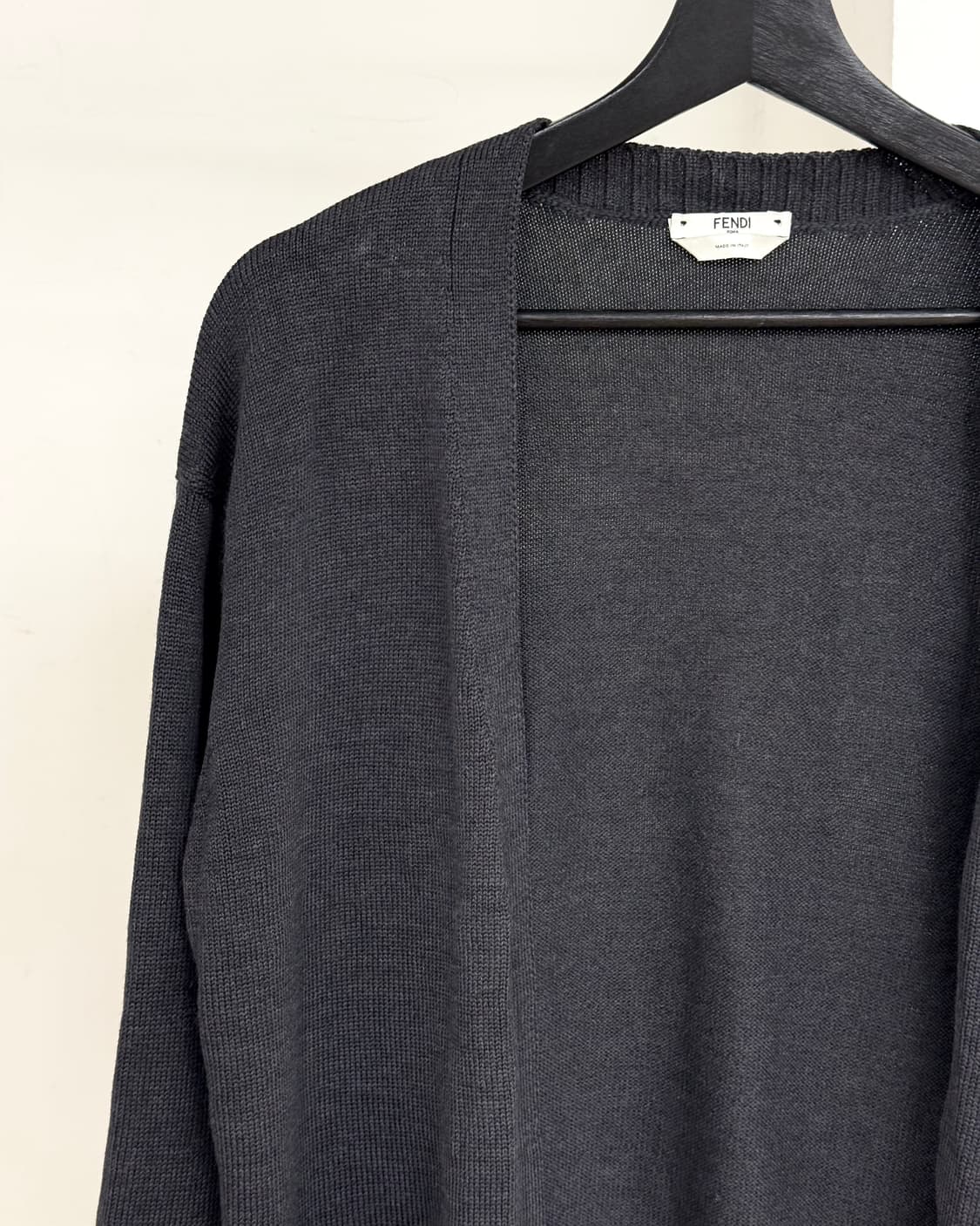 펜디 블랙 스웨터 가디건 상품이미지3