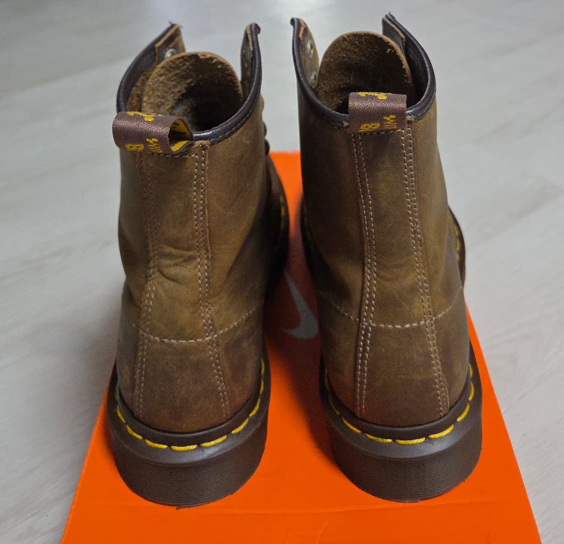 닥터마틴 1460 크레이지 호스 브라운 상품이미지6