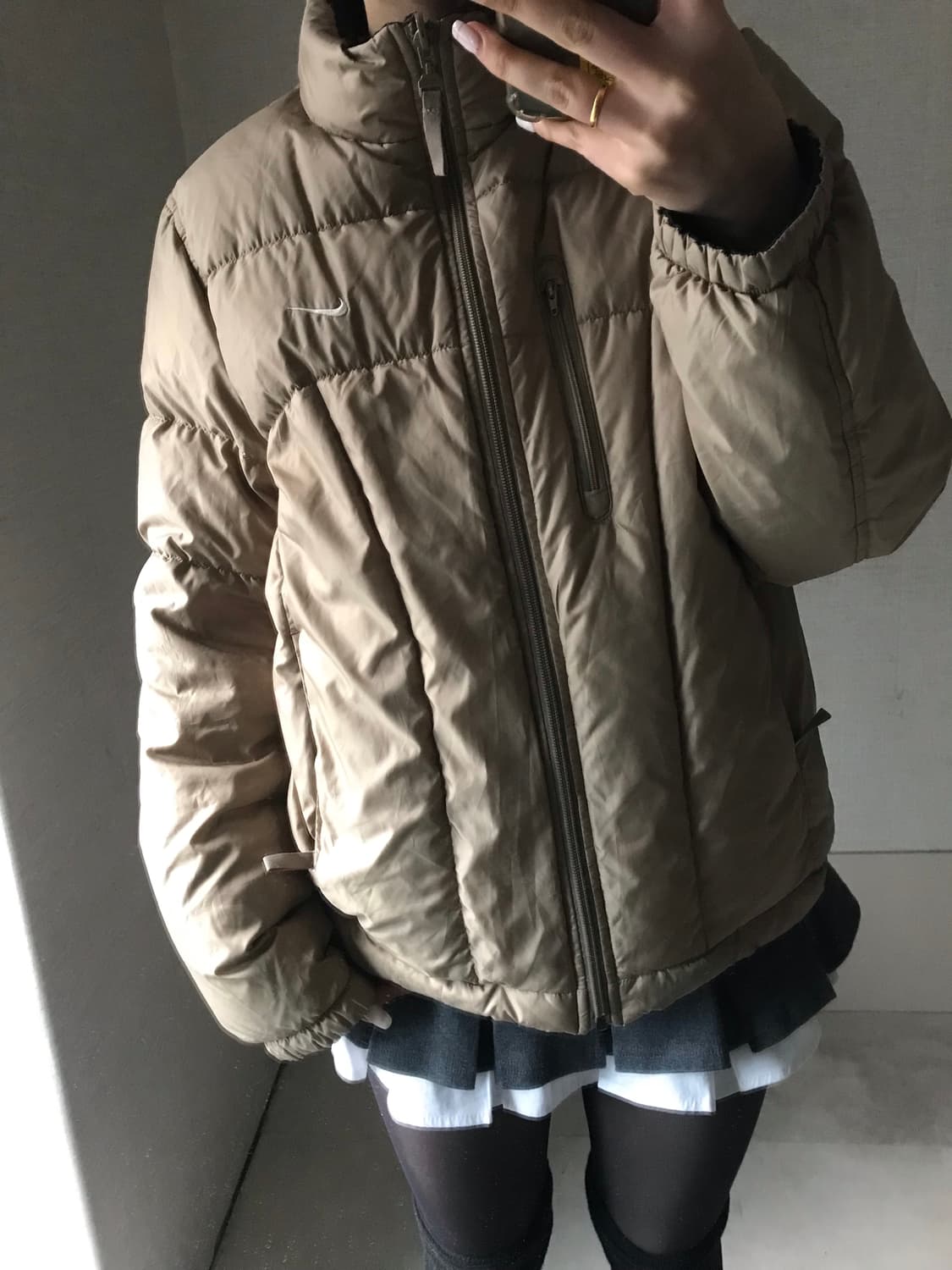 나이키 베이지 패딩 상품이미지2