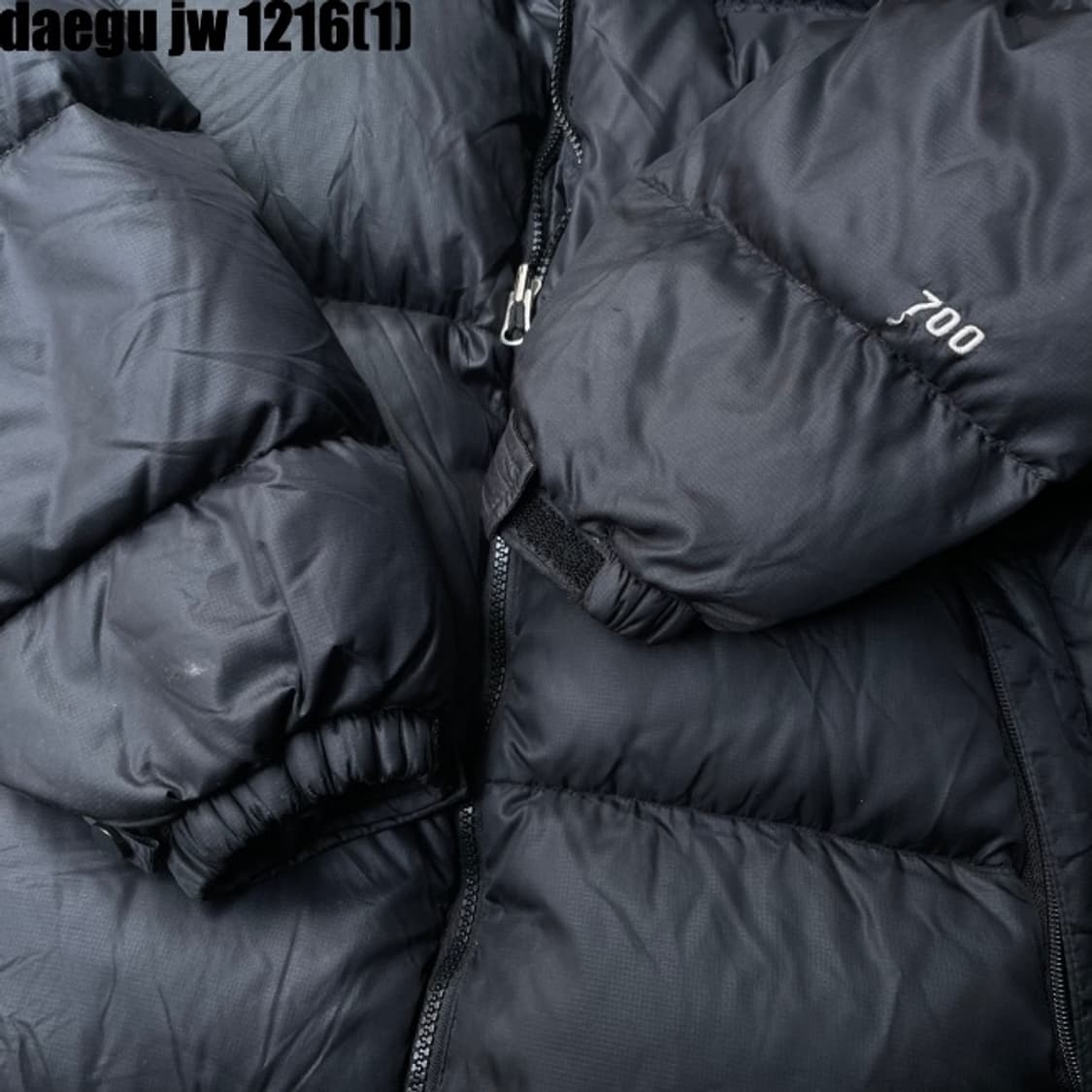 노스페이스 센터로고 패딩 700 상품이미지4