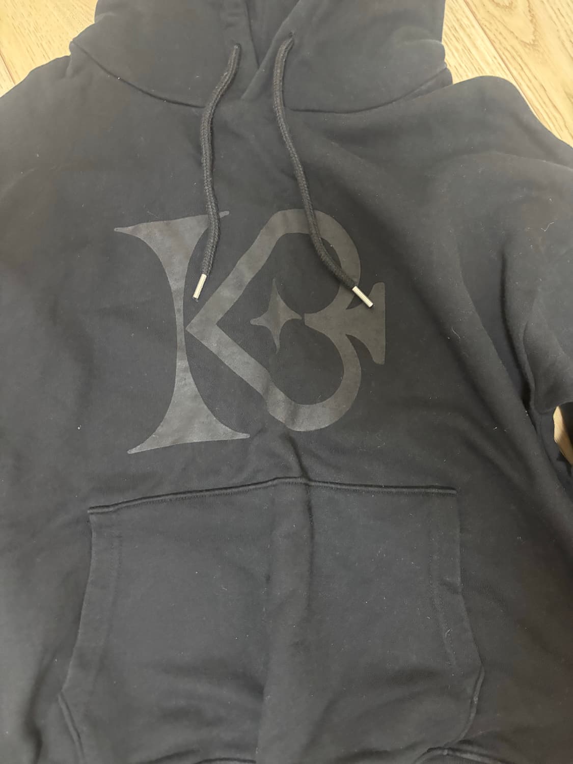 키쇼르 후드티 판매합니다 상품이미지1