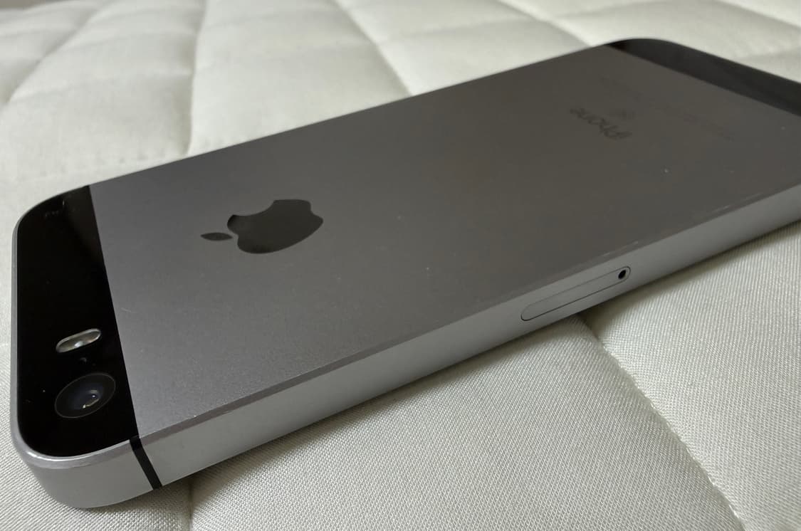 아이폰se1 스페이스그레이 32기가 상품이미지4