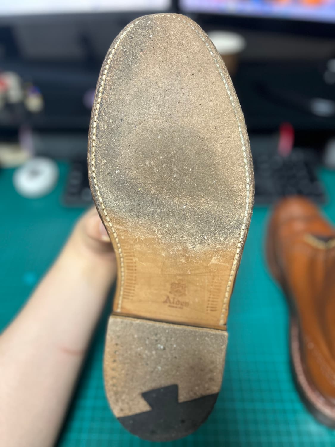 알든 아마레또 쉘 코도반 윙팁 부츠 상품이미지6