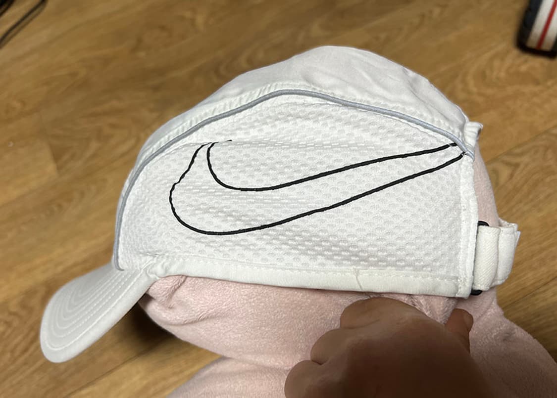 NIKE 나이키 에어로빌 화이트 드라이핏 모자 스포츠 러닝 프리사이즈 상품이미지3