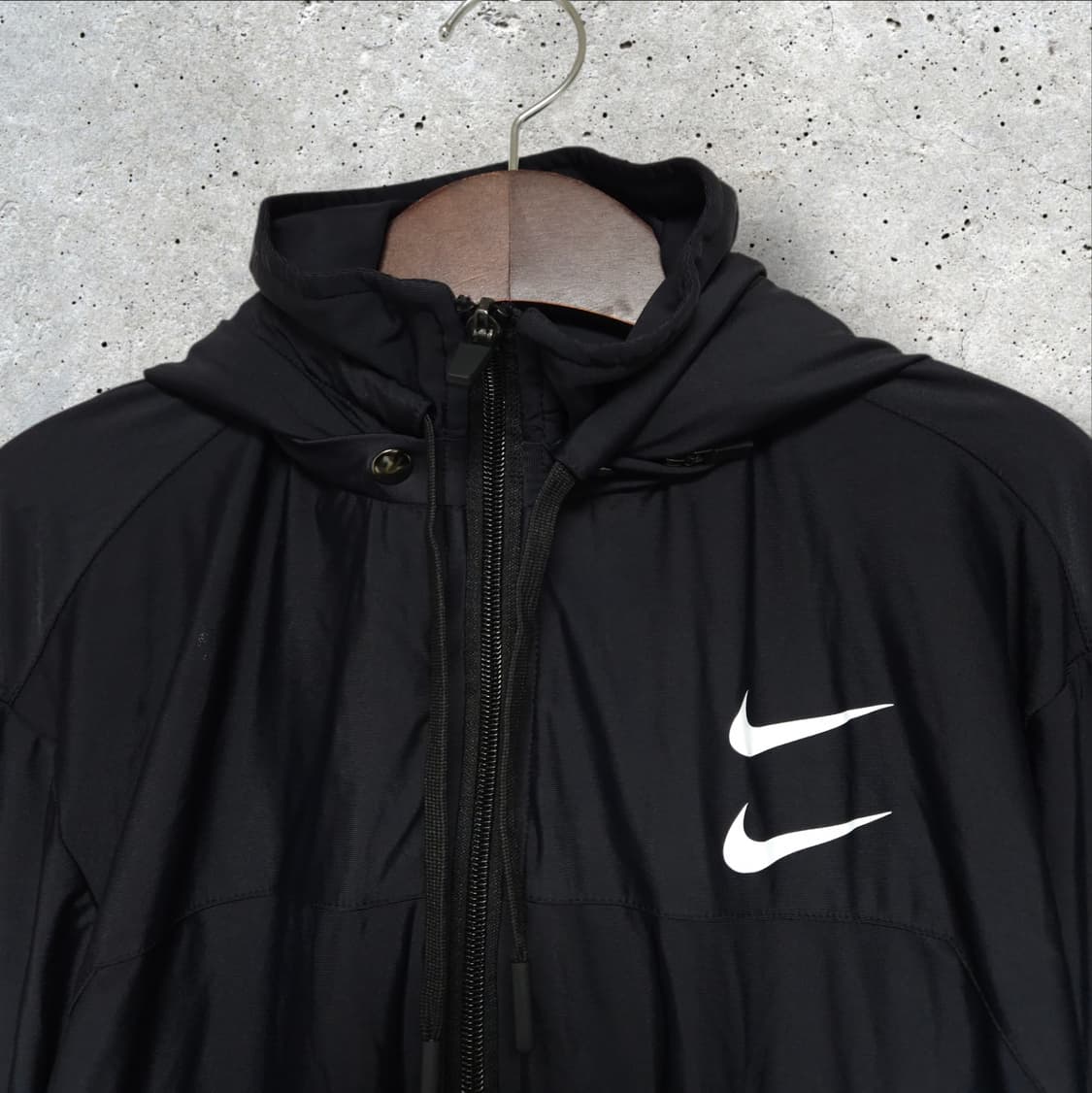 나이키 더블스우시 후드집업 바람막이  (100/L) 상품이미지2