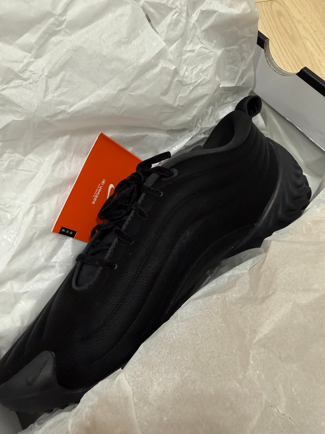 나이키 아스트라 울트라 트리플 블랙 265 상품이미지3