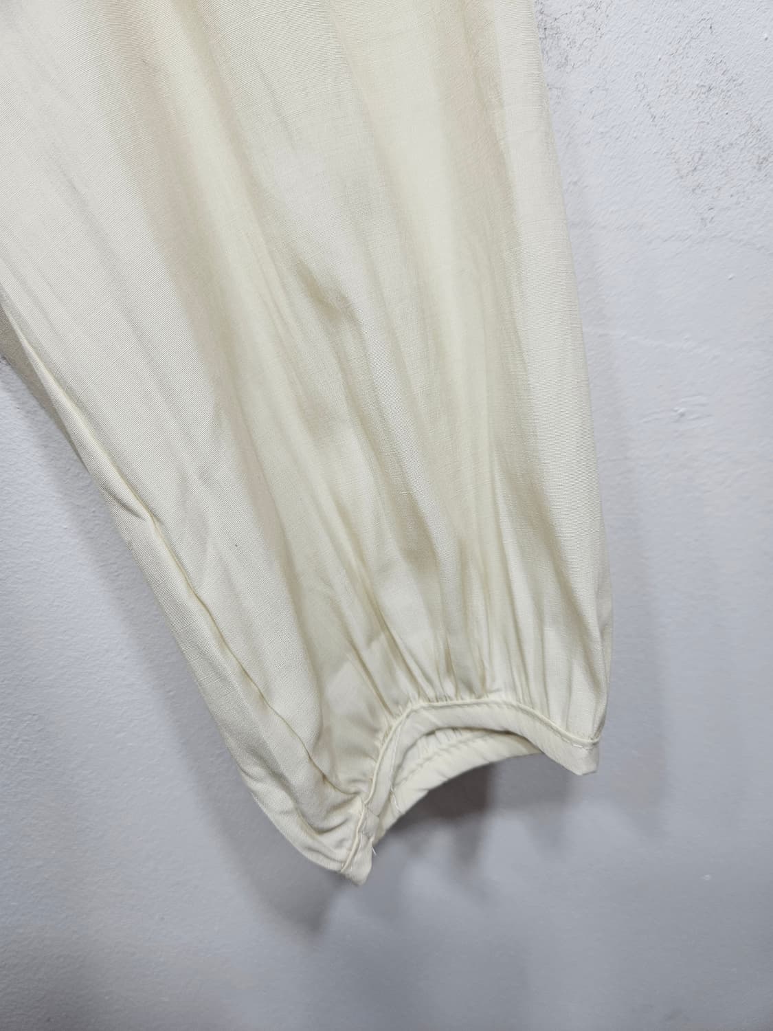 밑단 셔링 여리여리 블라우스[새상품] 상품이미지4