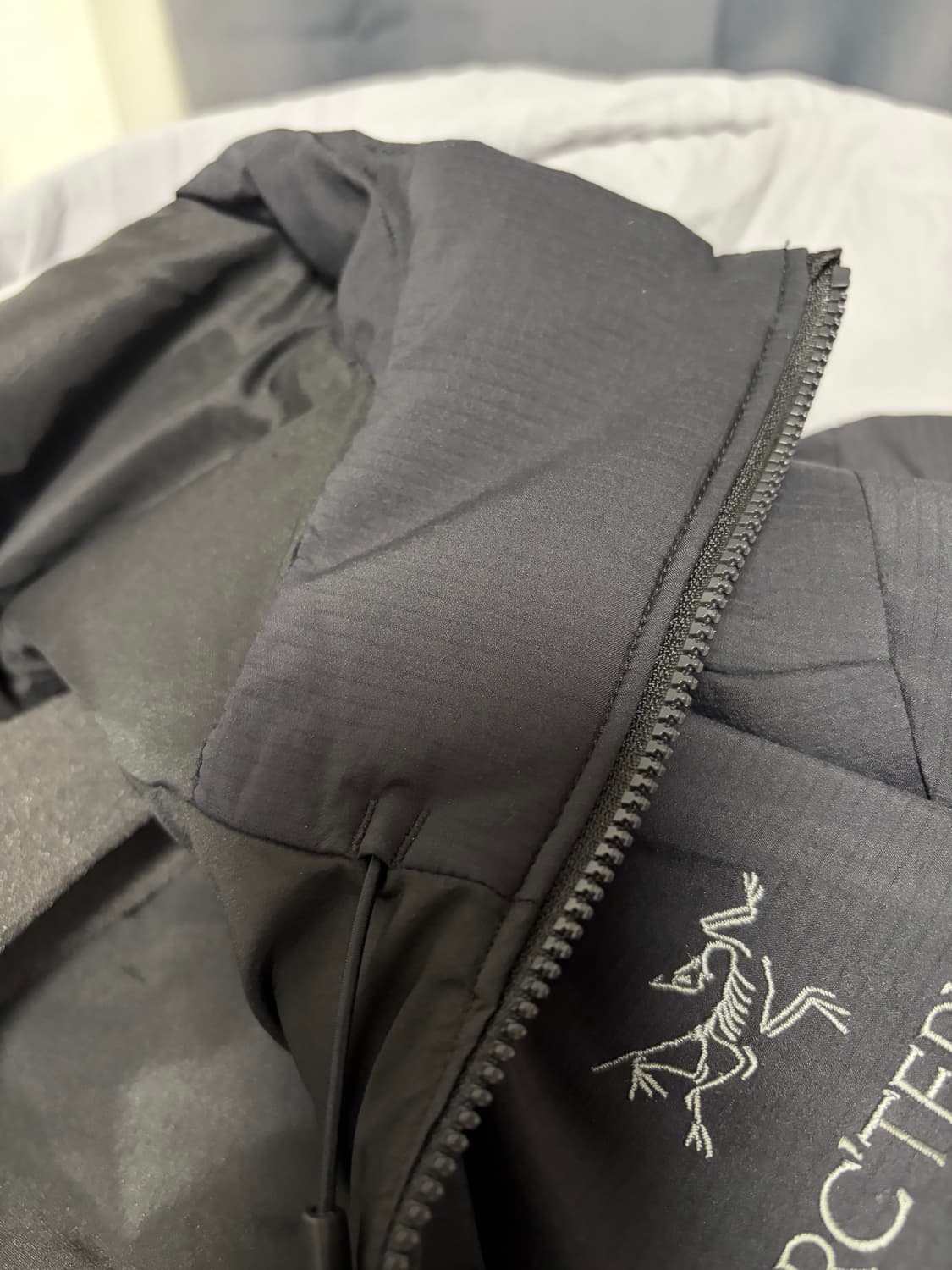 아크테릭스 ar 헤비웨이트 자켓 상품이미지3