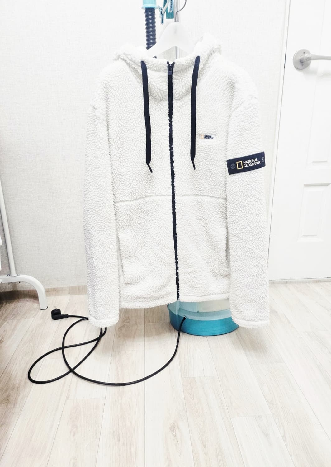 (100)L ☆초대장급☆ 내셔널지오그래픽 [화이트] 쉐르파 후리스점퍼 상품이미지1