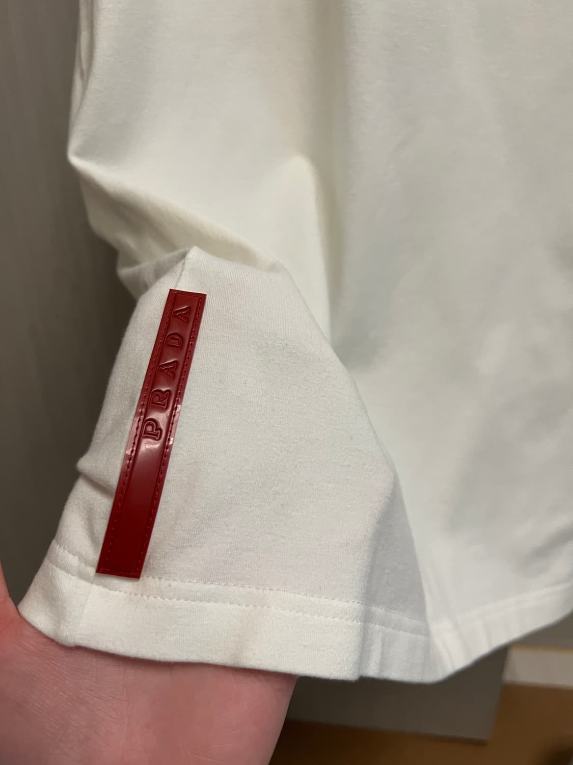 프라다 스포츠 슬리브리스 상품이미지3