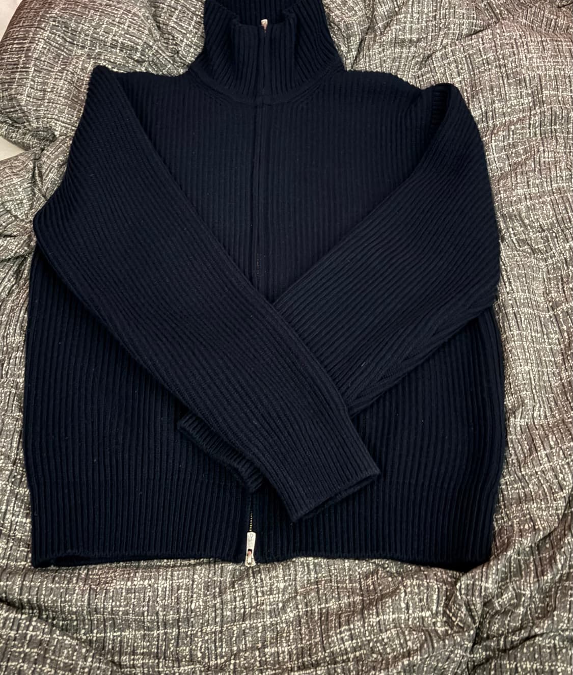 인더로우 니트집업 3(105)사이즈 저렴하게 내놔용 상품이미지2