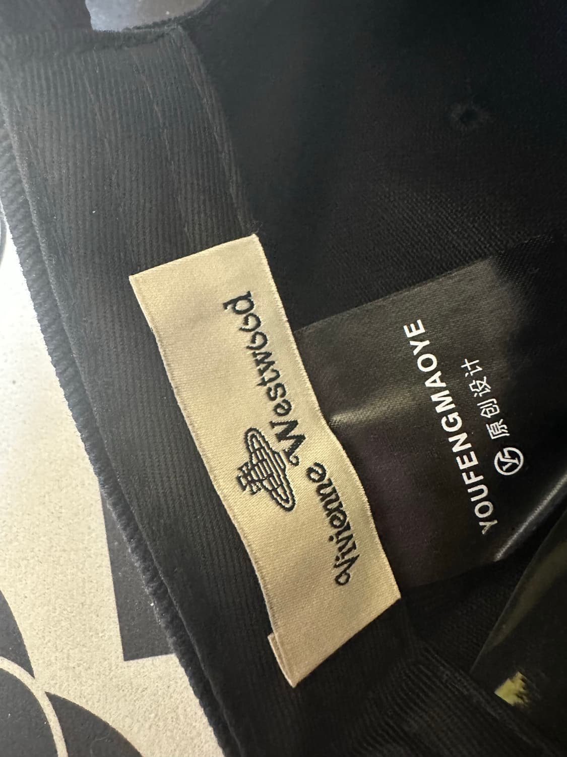 비비안웨스트우드 데미지 볼캡 상품이미지4