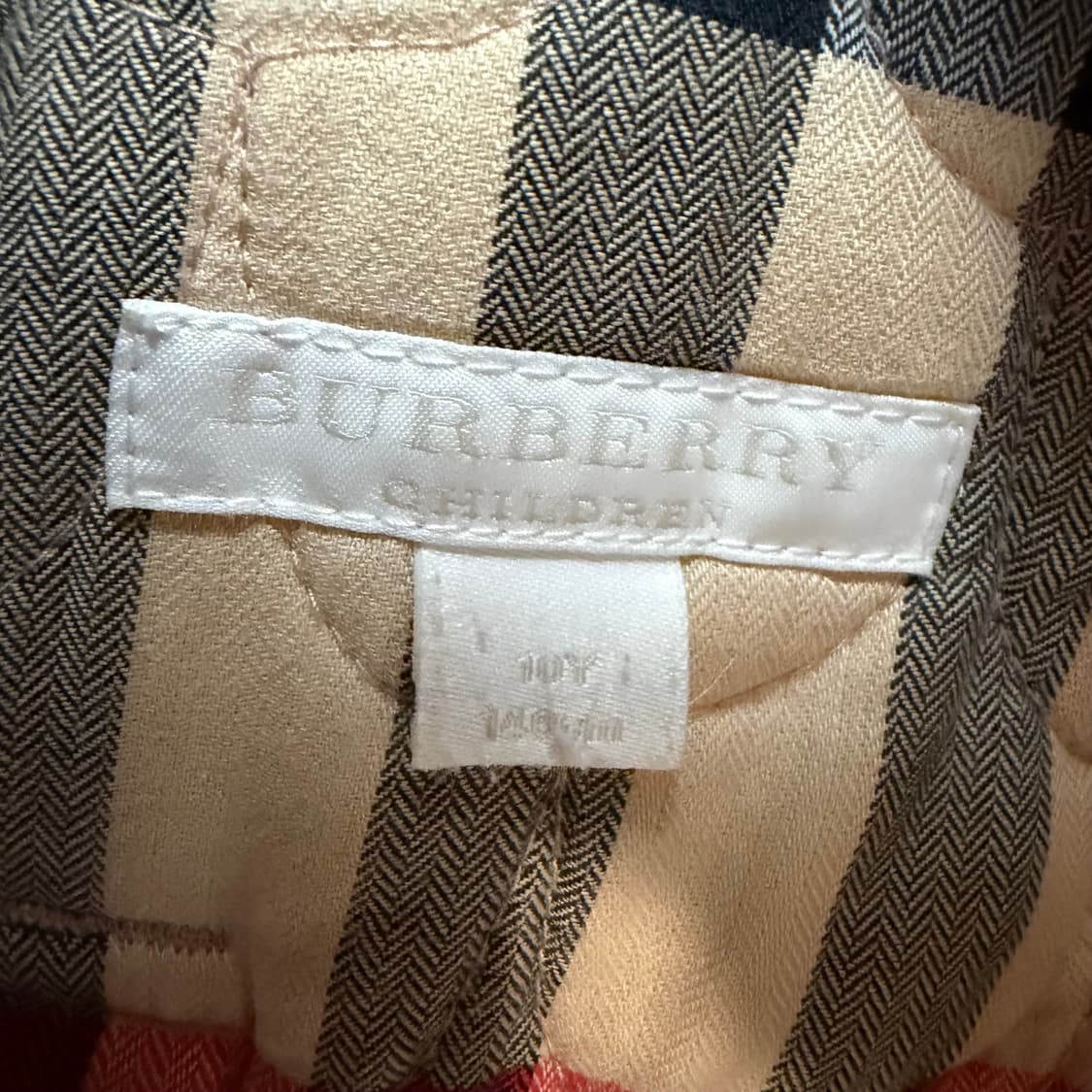 버버리 키즈 퀼팅 파스텔 핑크 자켓  상품이미지2