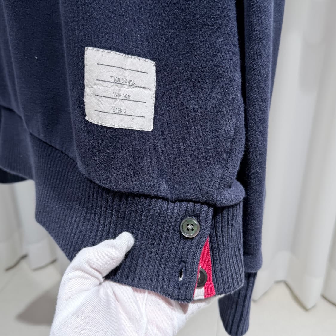 (A+/5) / 톰브라운 사선완장 네이비 맨투맨 상품이미지3