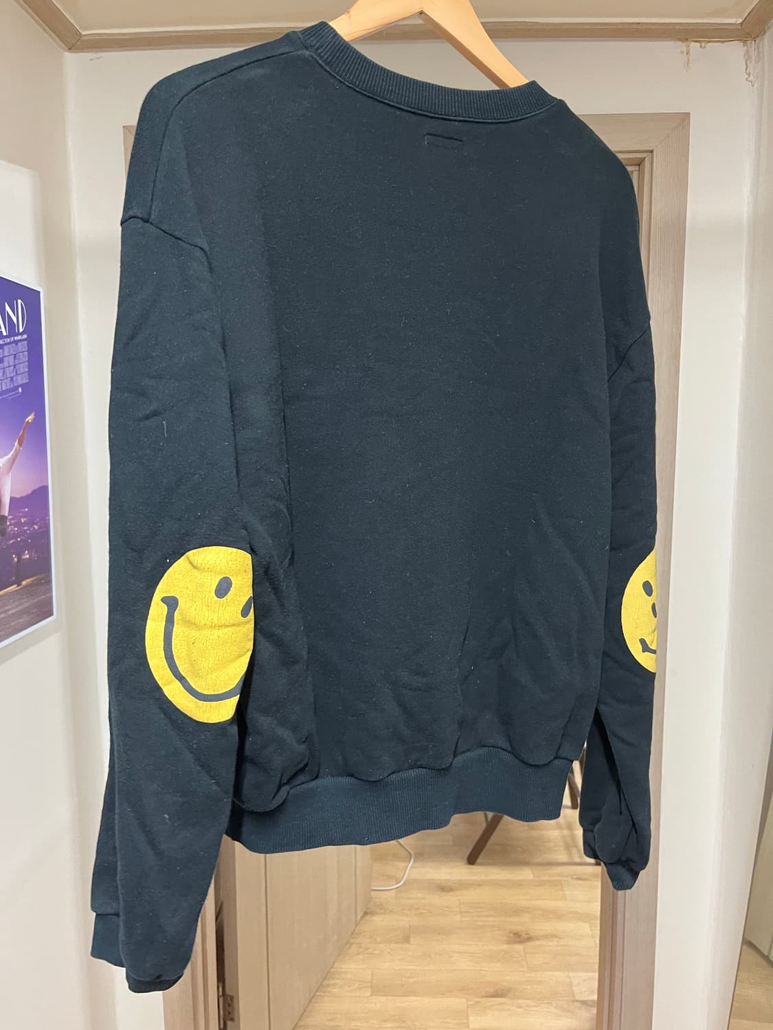 캐피탈 스마일 맨투맨 4사이즈 블랙 상품이미지3