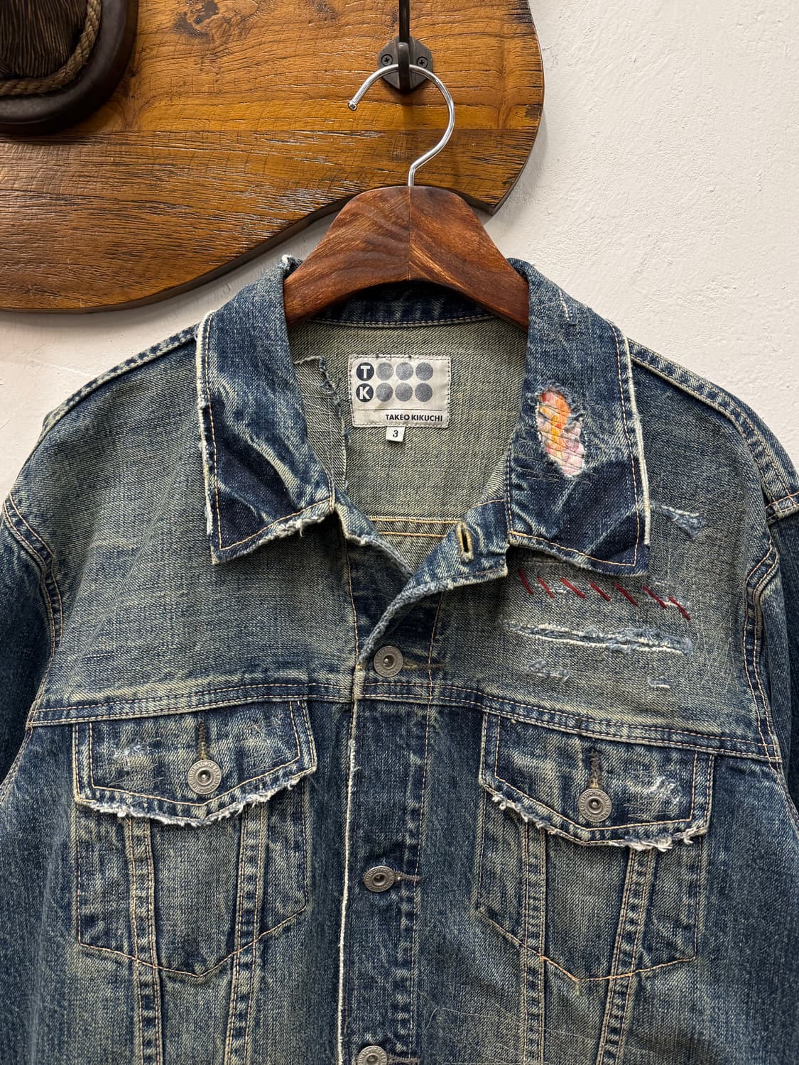 M) TAKEO KIKUCHI Distressed Denim Trucke 상품이미지1