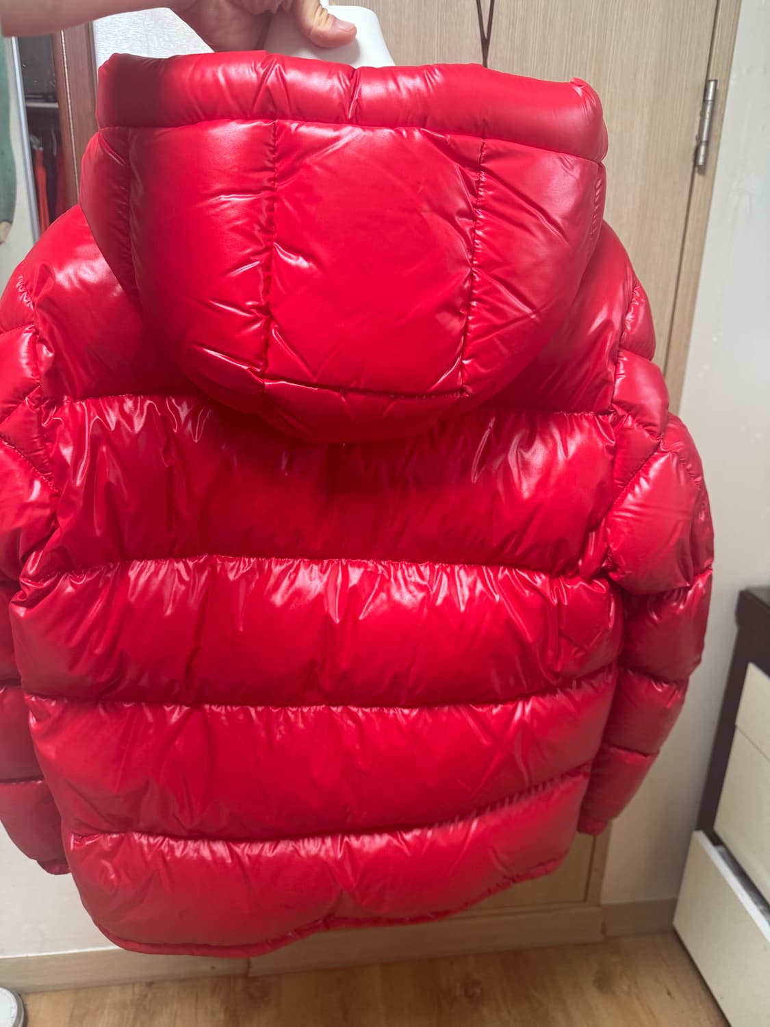 몽클레어 에크린스 3사이즈 팝니다. 상품이미지8