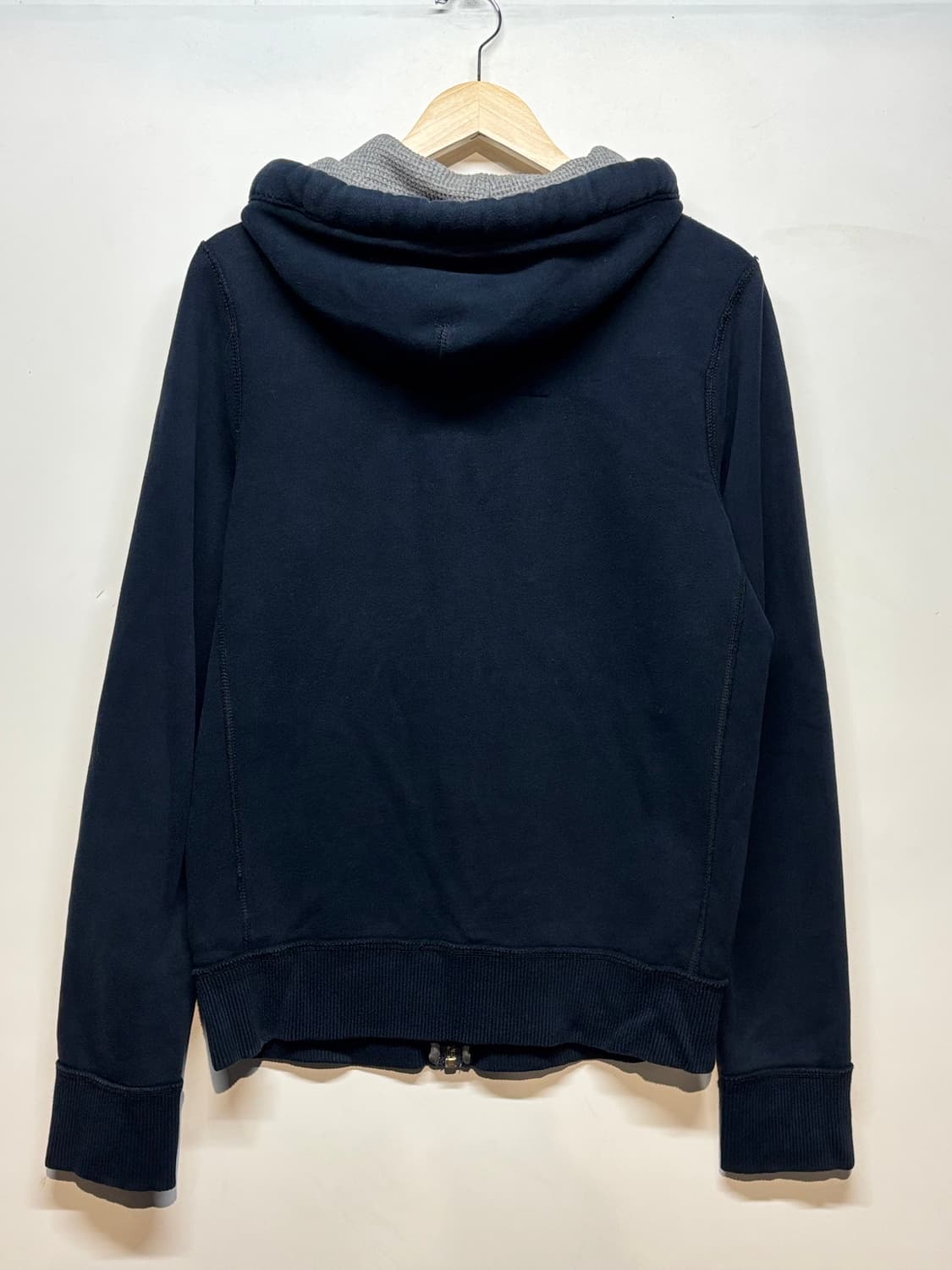 아베크롬비 머슬핏 네이비 후드 집업 상품이미지5