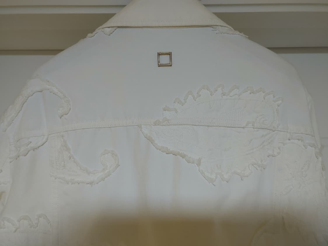 우영미 페이즐리 데님 트러커 핍니다 상품이미지5