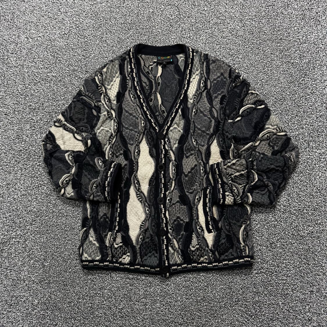 Name : 쿠지 COOGI 케이블 패턴 브이넥 가디건 :) 상품이미지1