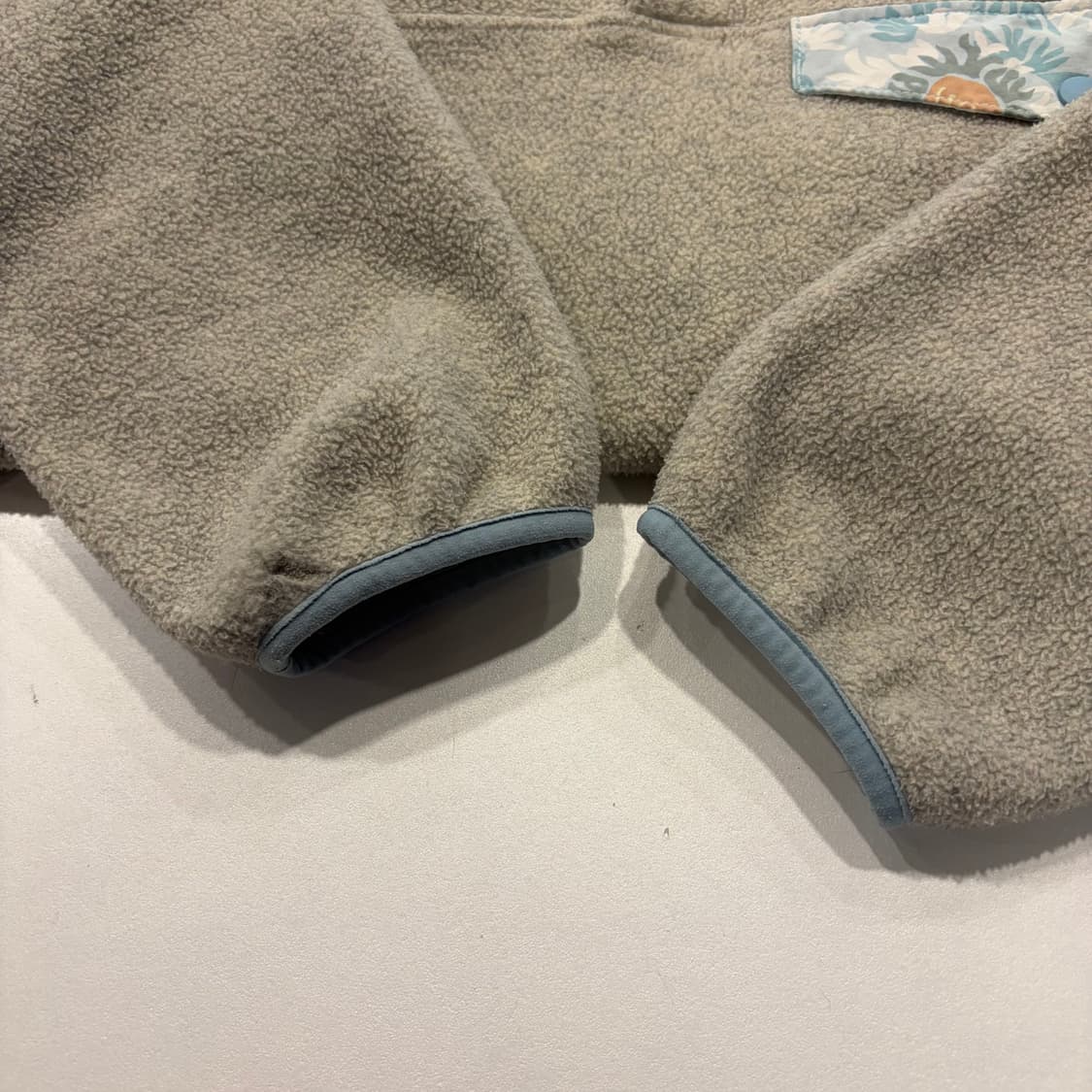 [M] 파타고니아 플라워 신칠라 플리스 풀오버 그레이 D294 상품이미지6