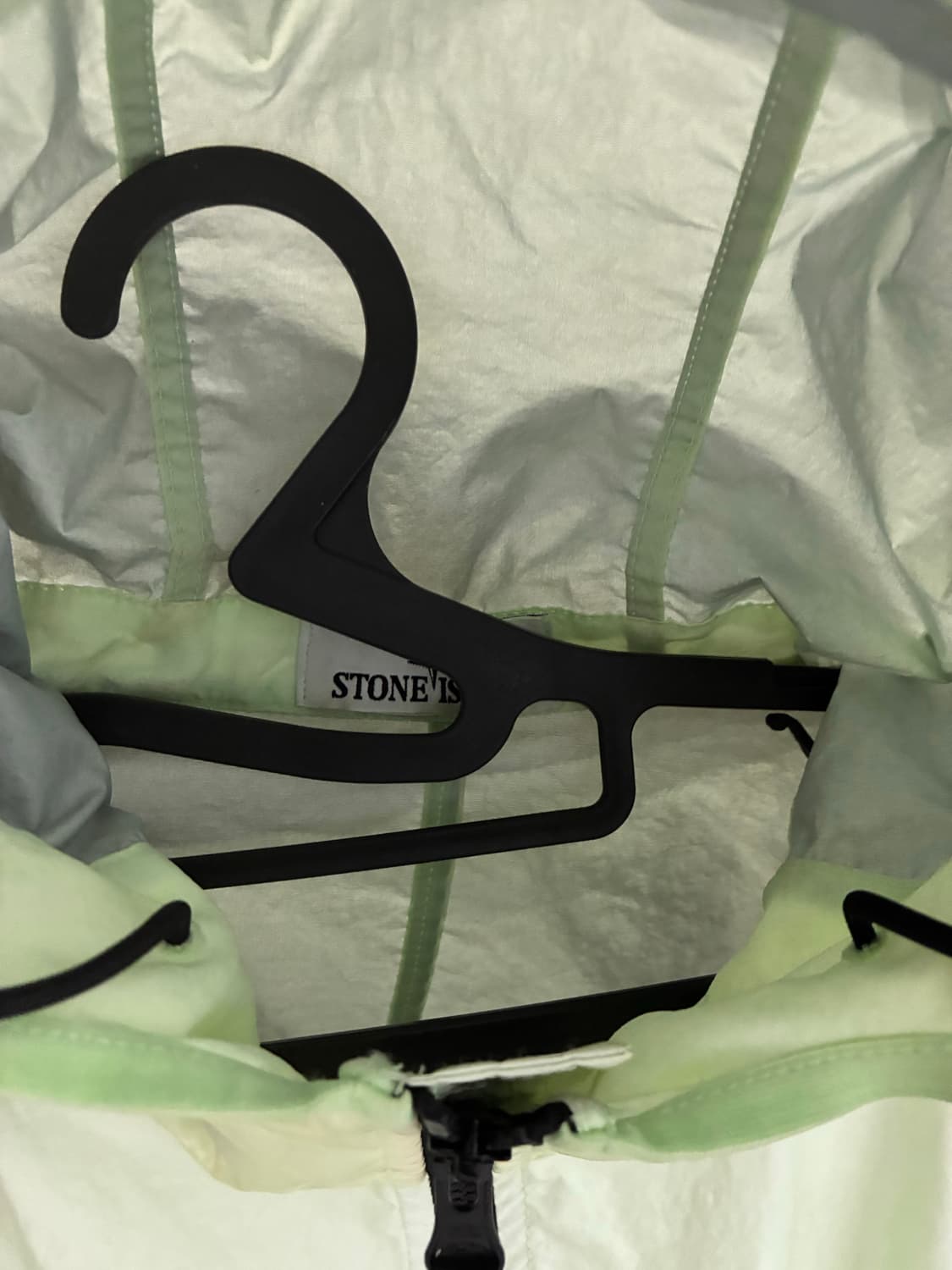 스톤아일랜드 멤브라나 23ss xl 바람막이 상품이미지4