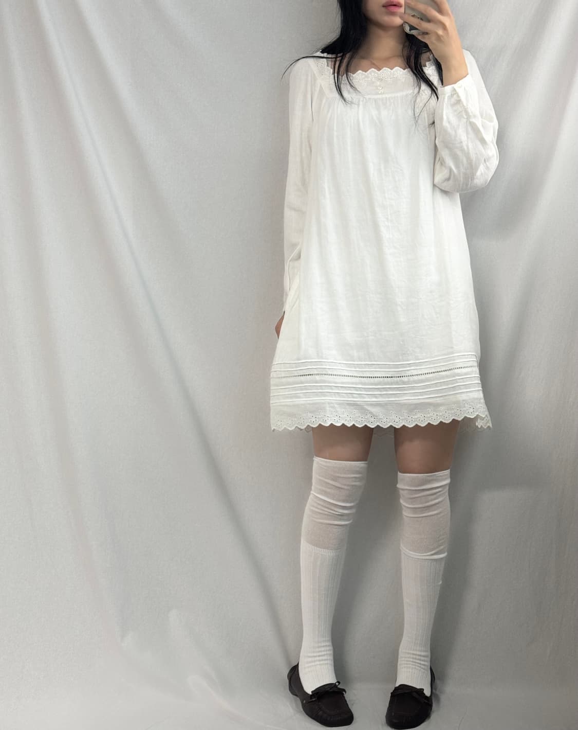 (미사용) 퓨어 코튼 레이스 디테일 버튼 넥 원피스 상품이미지3