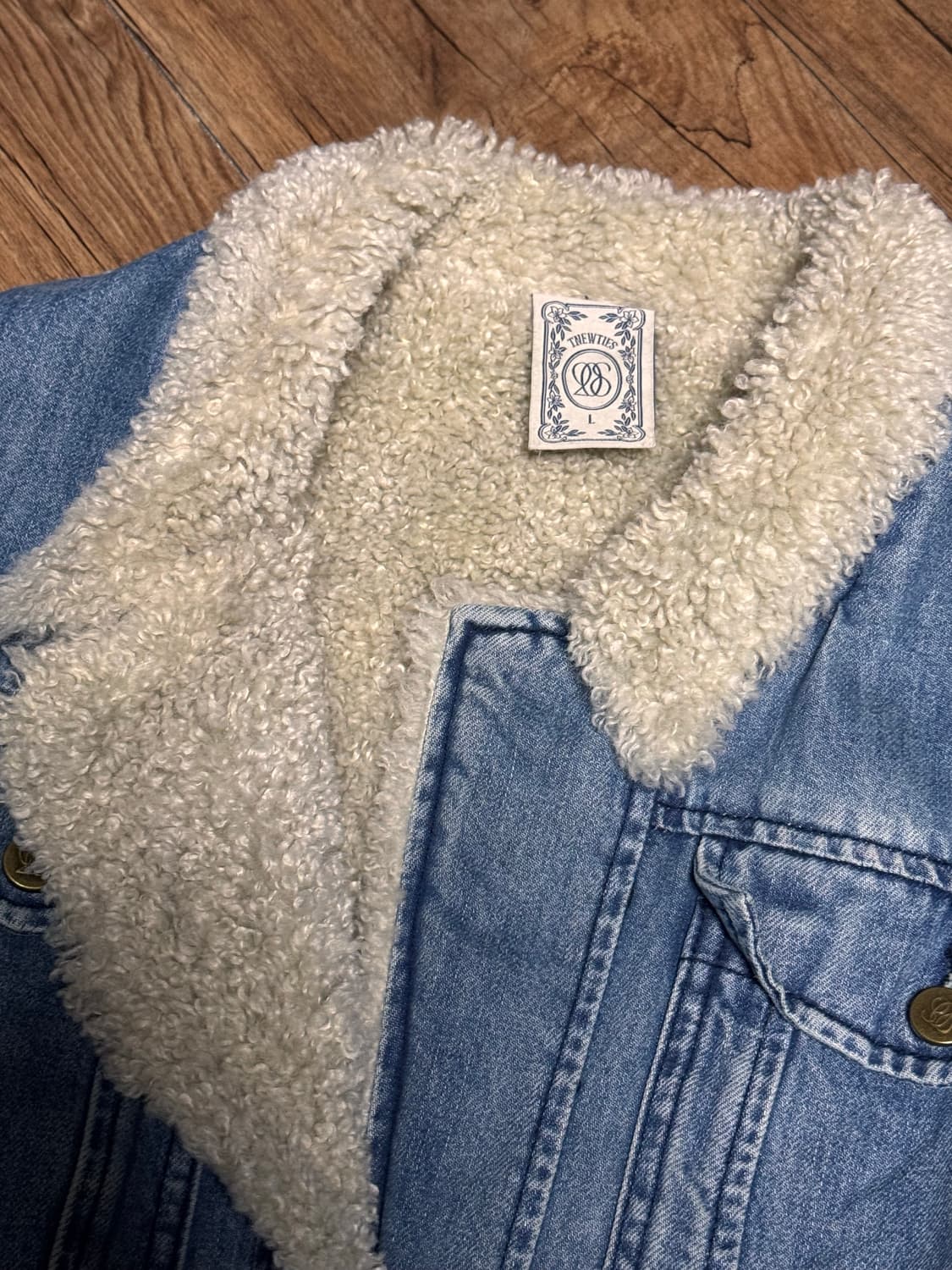 티뉴티스 양털 셰르파 드롭 숄더 오버핏 데님 자켓 상품이미지6