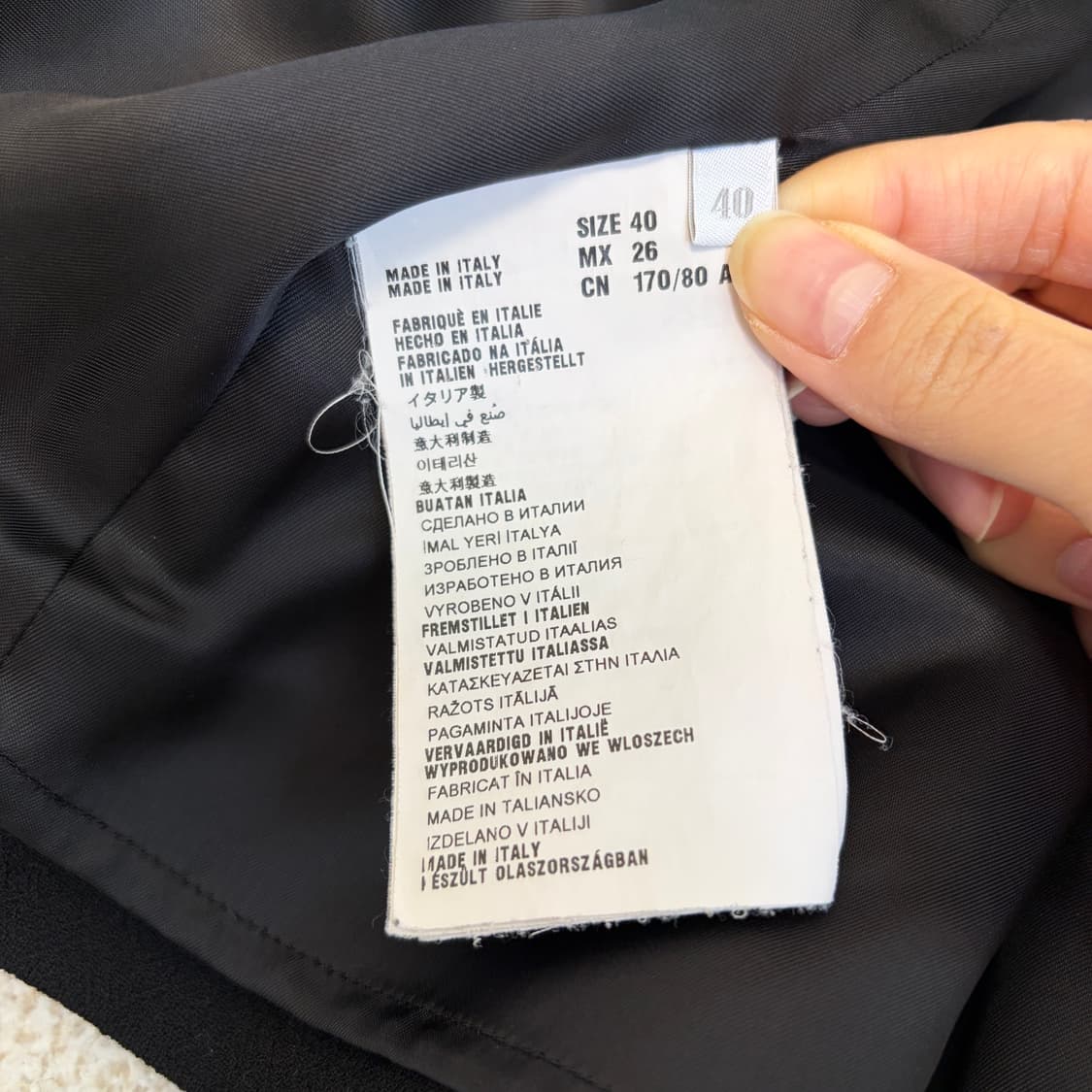 정품 미우미우 블랙 크롭 자켓 40사이즈 상품이미지10