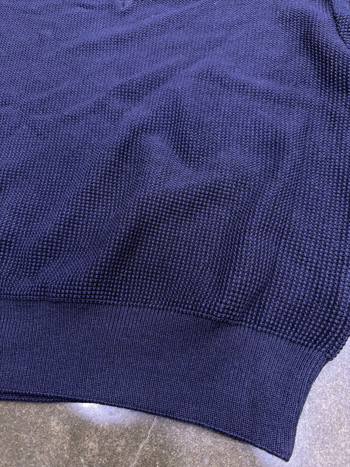 로건 100% 메리노울 와플 V넥 니트 스웨터 네이비 S 상품이미지5